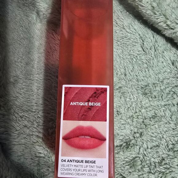 i'm meme Lip Silhouette Matte Velvet Lip Tint -Antique Beige - Picture 2 of 5